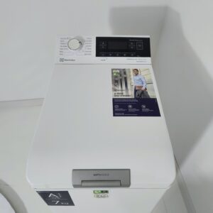 Electrolux Mașină de Spălat cu Încărcare Verticală 7 Kg 1300 RPM Clasa A+++ Alb A1415